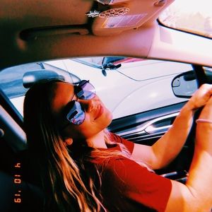 Meet your Posher, Karlee